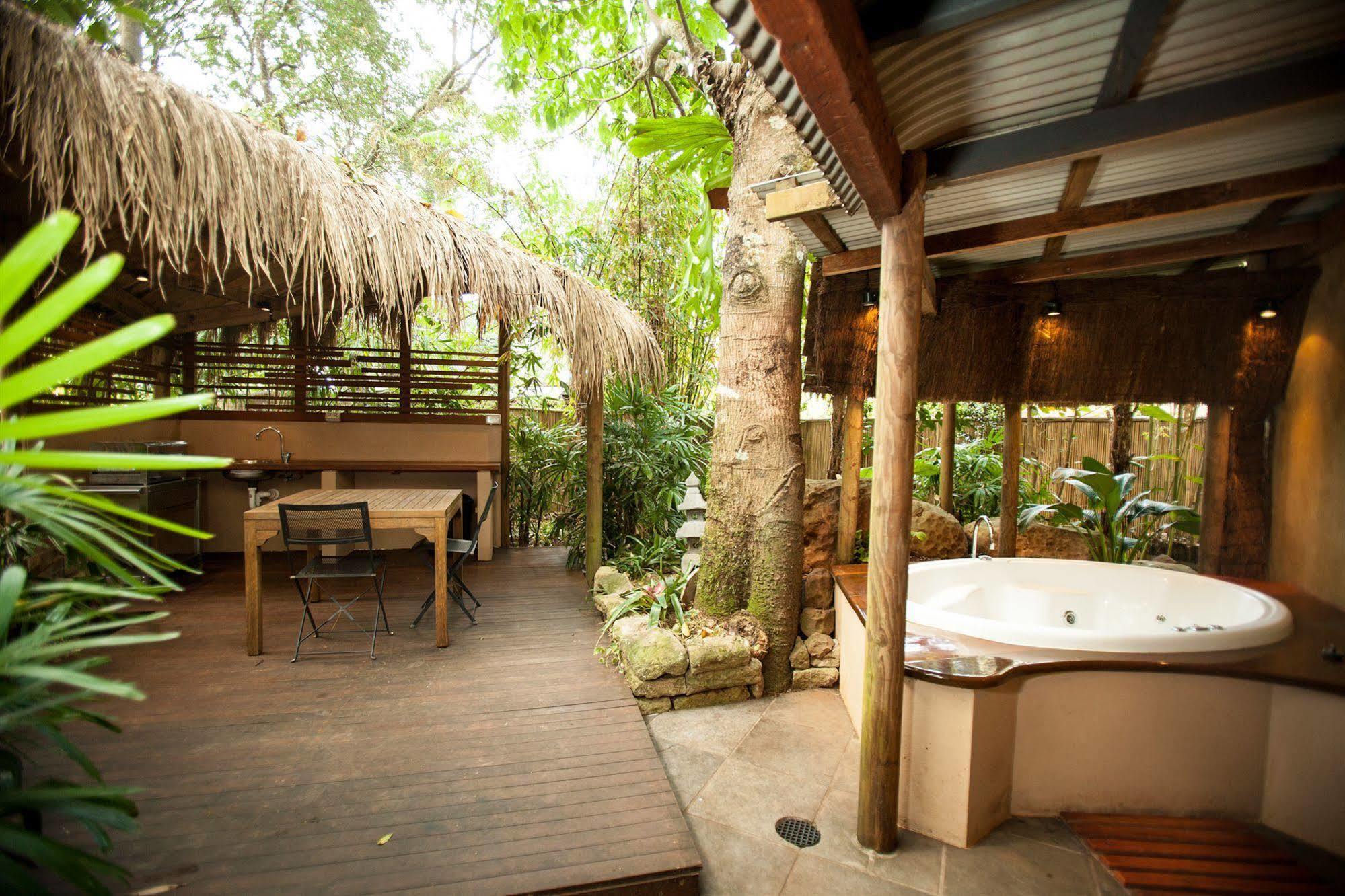 Witches Falls Cottages Mount Tamborine Eksteriør billede
