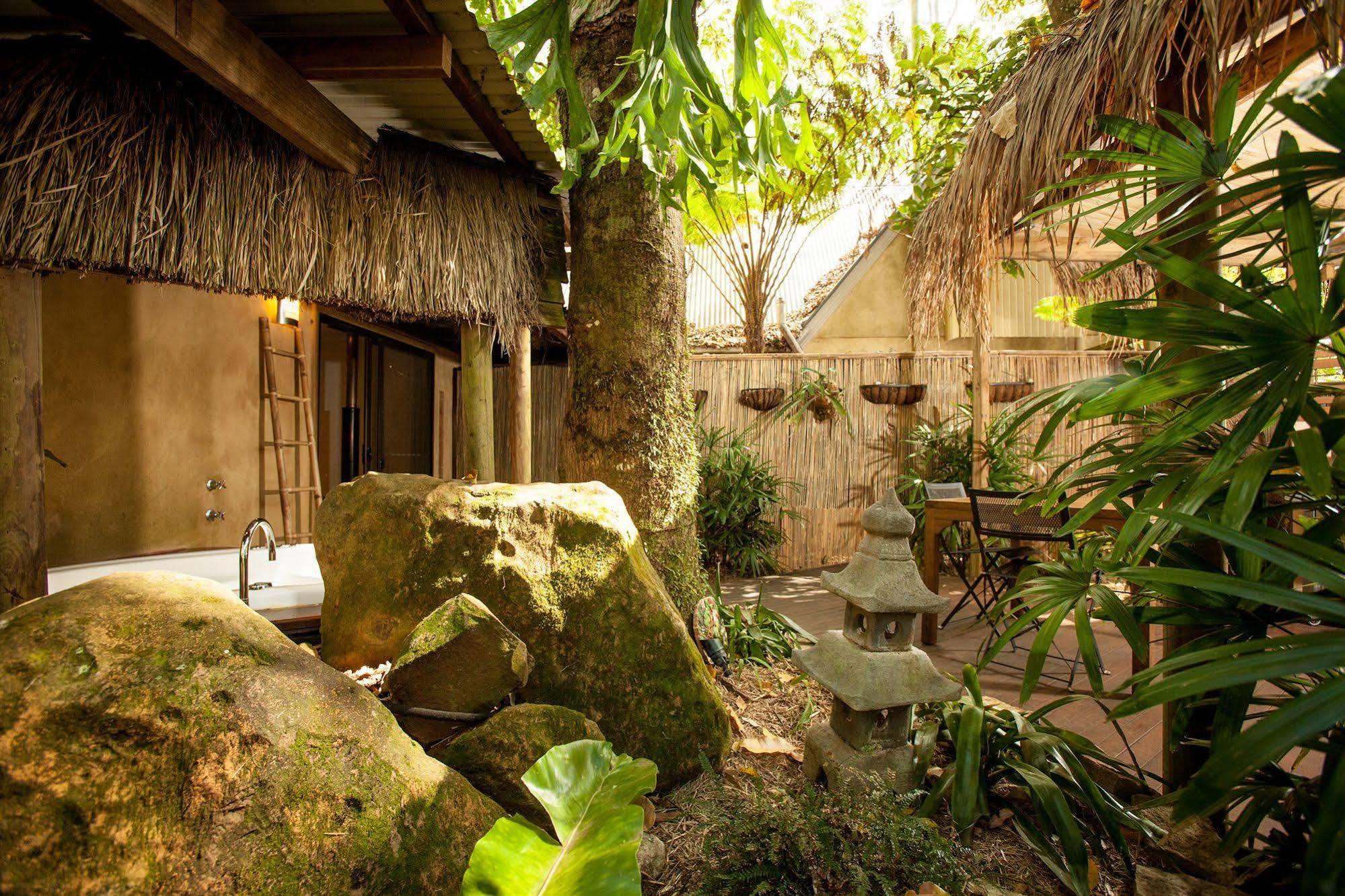 Witches Falls Cottages Mount Tamborine Eksteriør billede