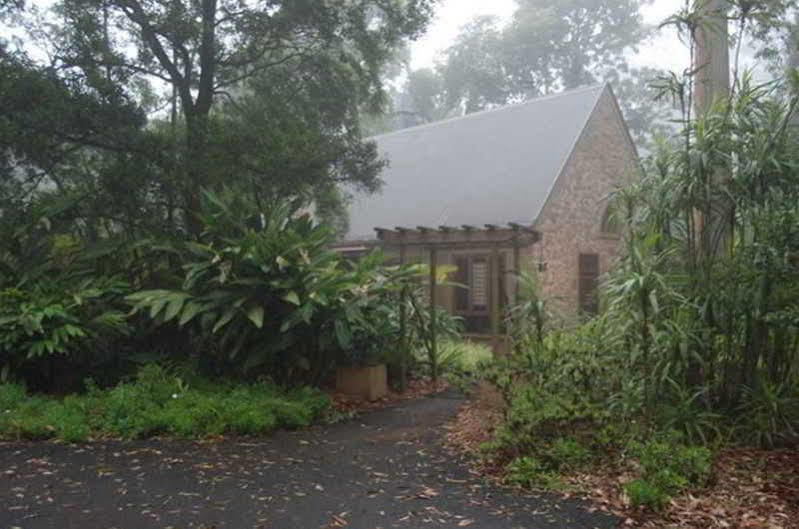 Witches Falls Cottages Mount Tamborine Eksteriør billede